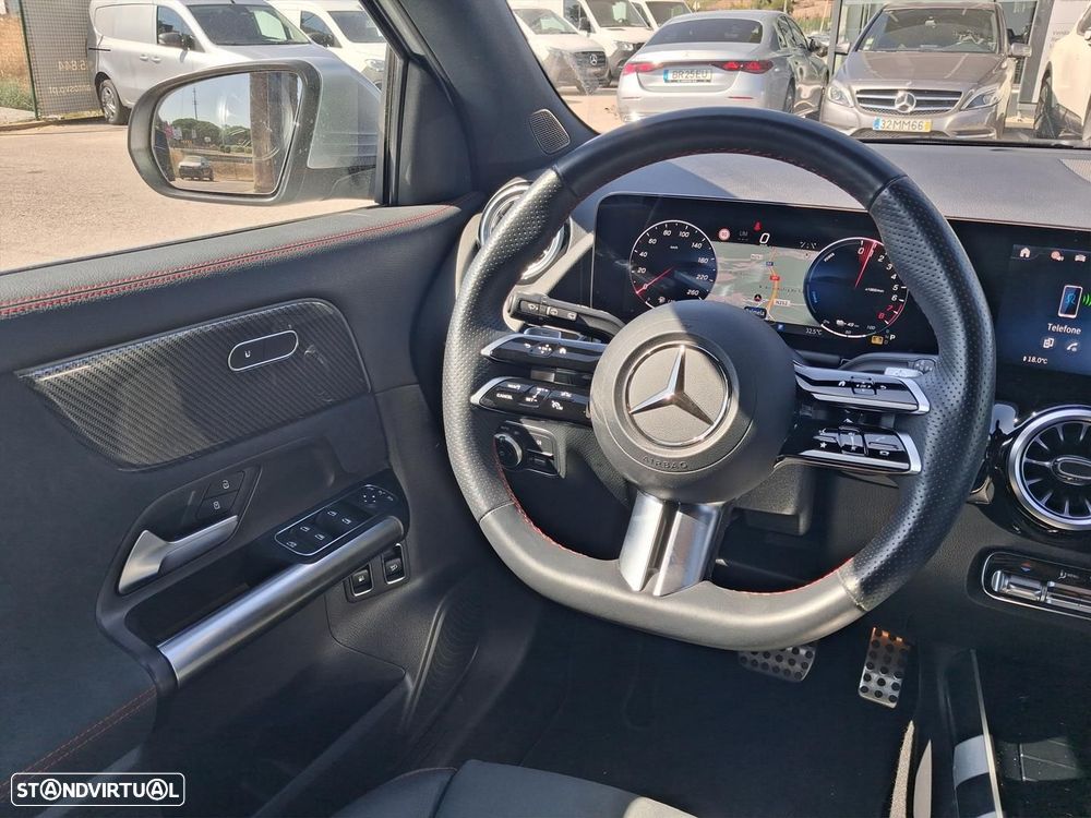 Mercedes-Benz GLA 250 e AMG Line - 16