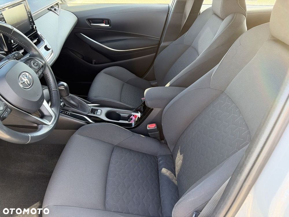 Toyota Corolla 1.8 Hybrid Comfort - 16