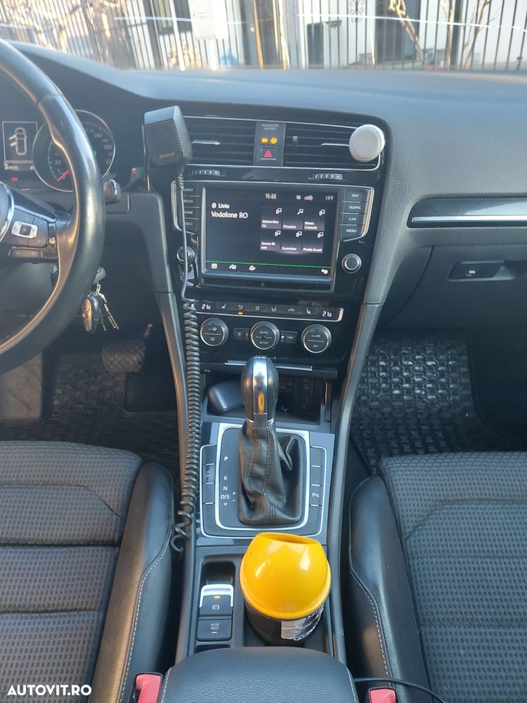 Volkswagen Golf 2.0 TDI BlueMotion Technology DSG Edition - 9