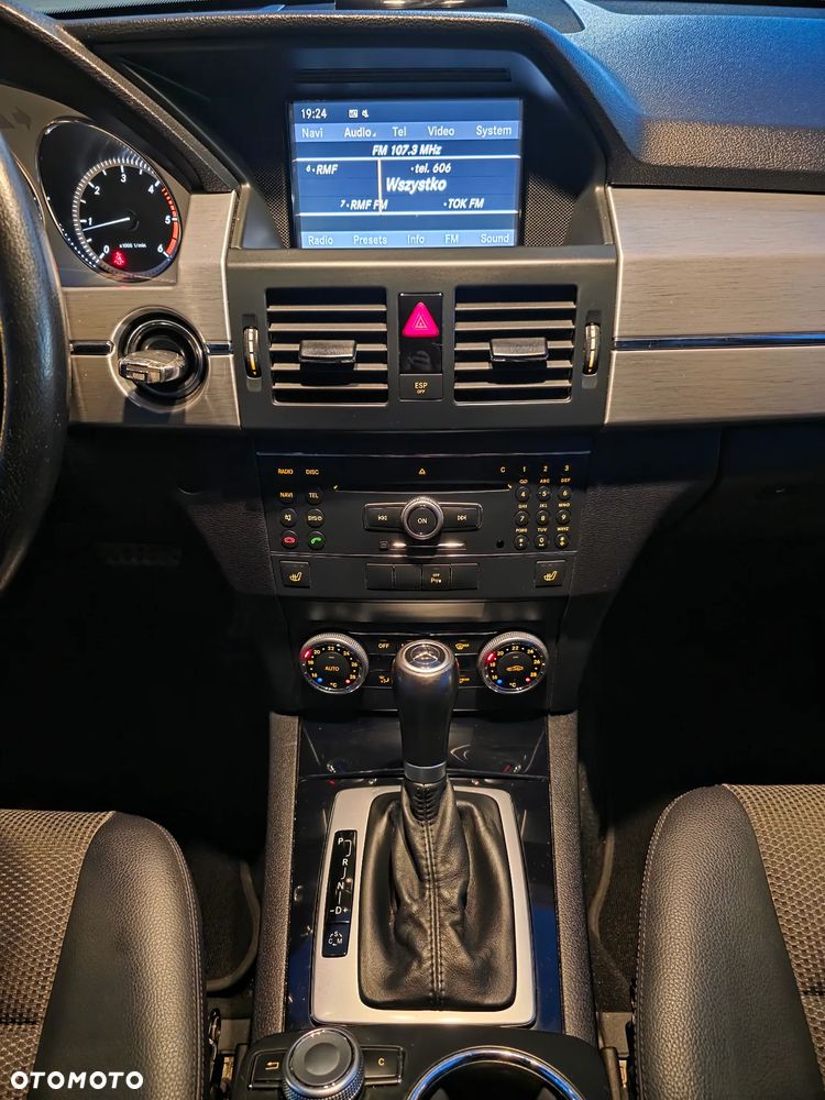 Mercedes-Benz GLK 220 CDI DPF 4Matic BlueEFFICIENCY 7G-TRONIC - 26