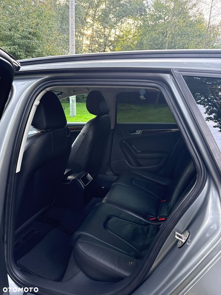Audi A4 Avant - 9