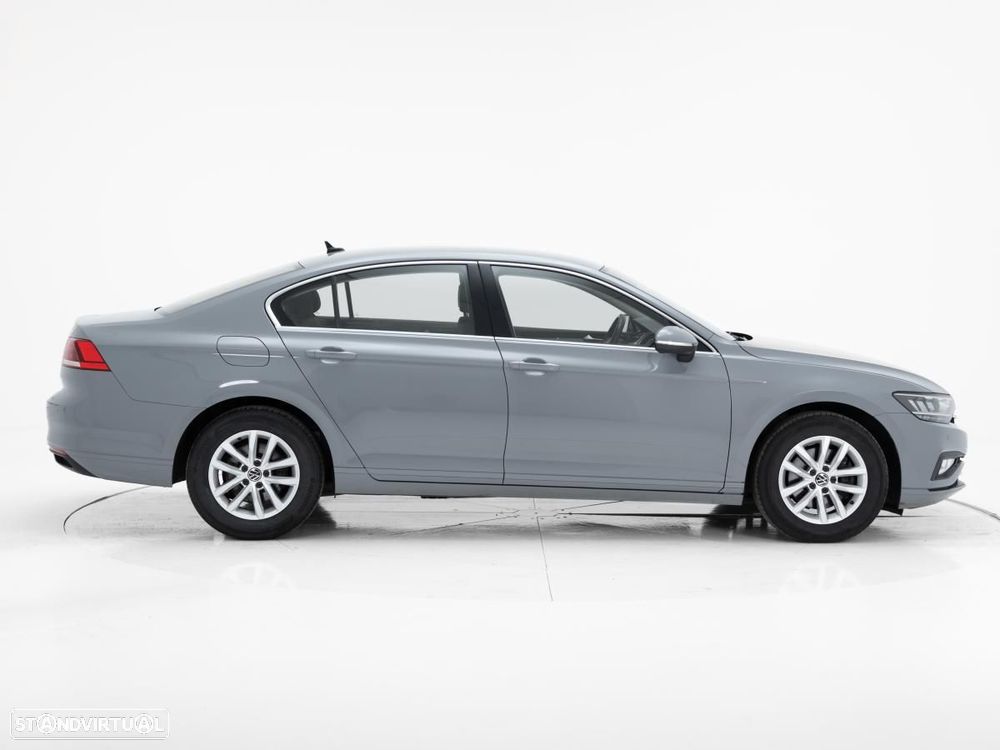 VW Passat 2.0 TDI Business DSG - 2