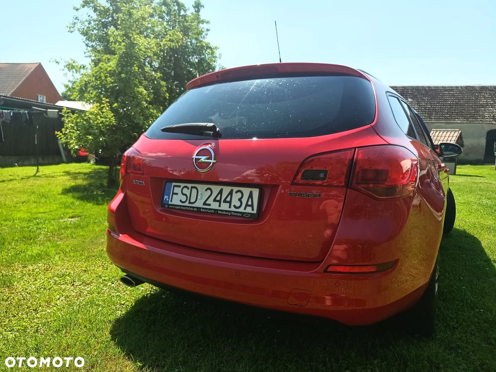 Opel Astra 1.6 Turbo Color Edition - 5