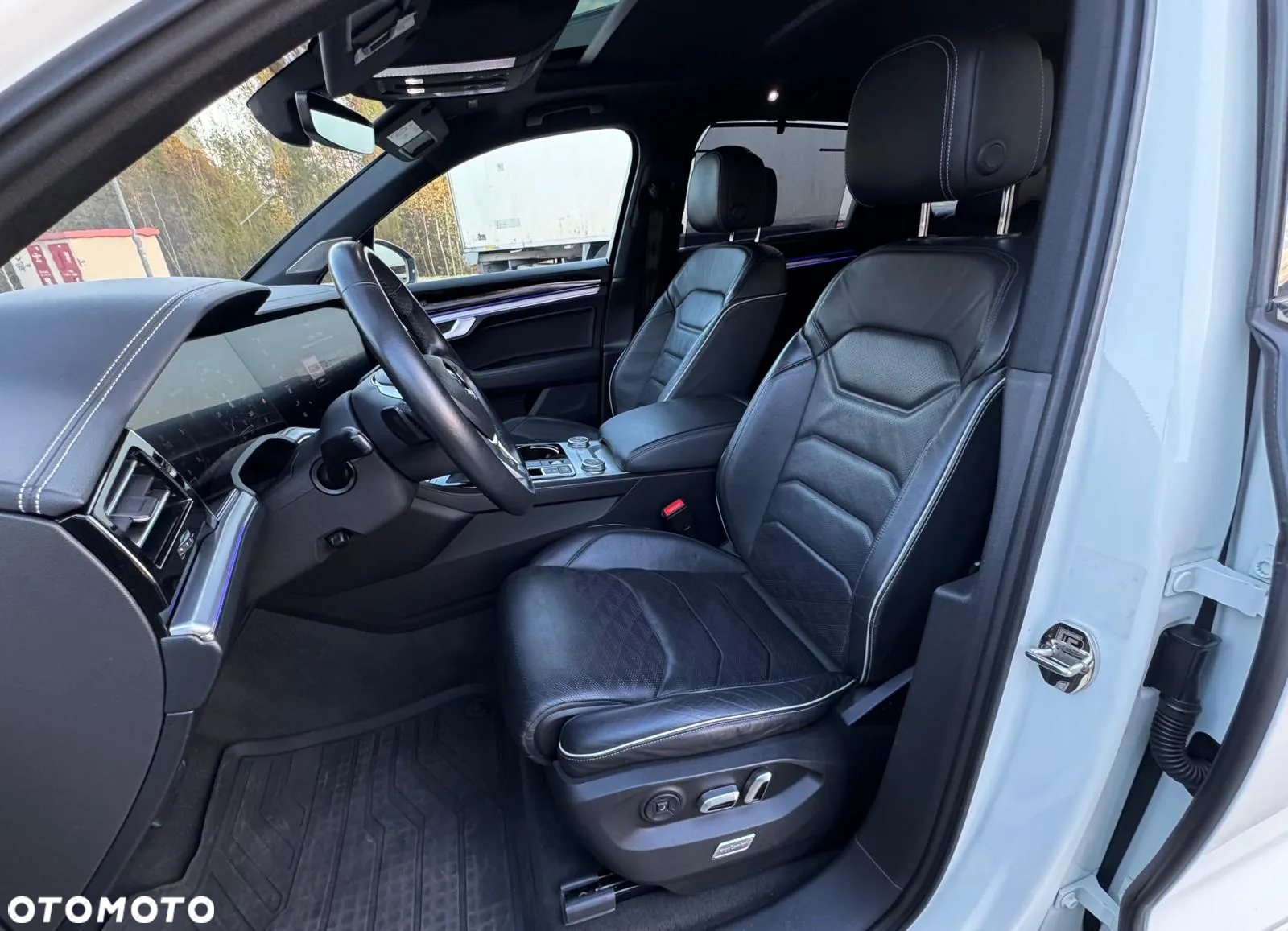 Volkswagen Touareg 3.0 V6 TDI SCR 4Mot R-Line - 19