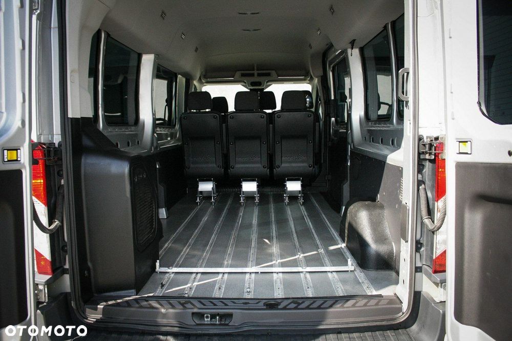 Ford Transit - 14