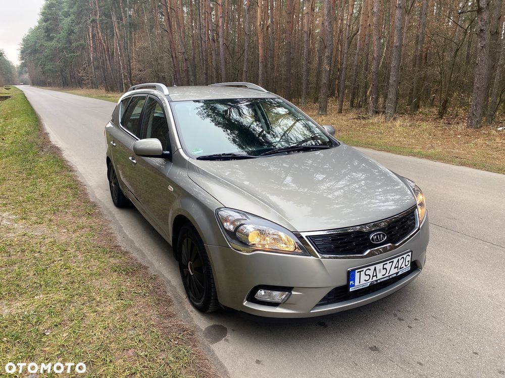 Kia Ceed 1.6 CVVT Automatik Spirit - 2