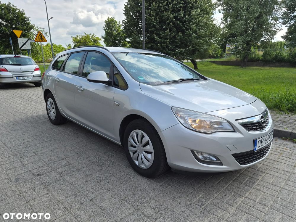 Opel Astra 1.7 CDTI DPF Exklusiv - 1