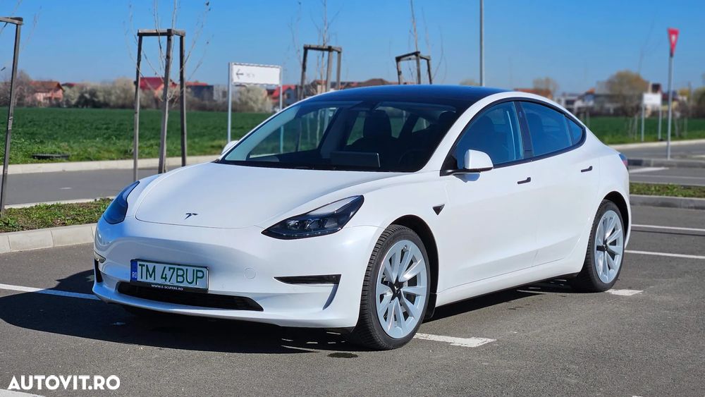 Tesla Model 3 AWD Long Range - 4