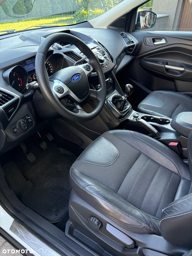 Ford Kuga 2.0 TDCi 4WD Titanium Plus - 6
