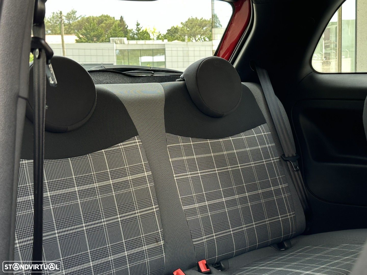 Fiat 500 1.0 Hybrid (RED) - 33