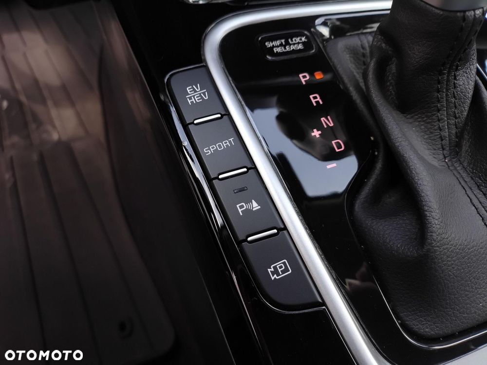 Kia XCeed 1.6 GDI PHEV L DCT - 15