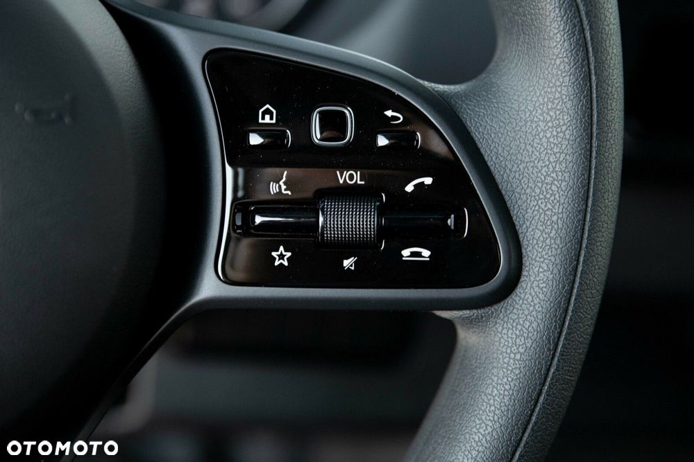 Mercedes-Benz Sprinter - 21