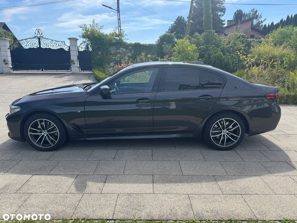 BMW Seria 5 520d xDrive MHEV Sport - 6