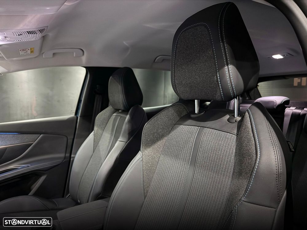 Peugeot 3008 1.6 Hybrid Allure e-EAT8 - 18