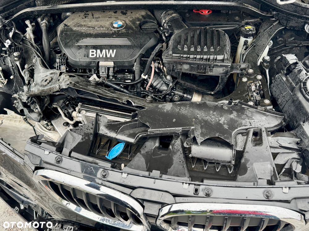 BMW X1 sDrive18d - 11