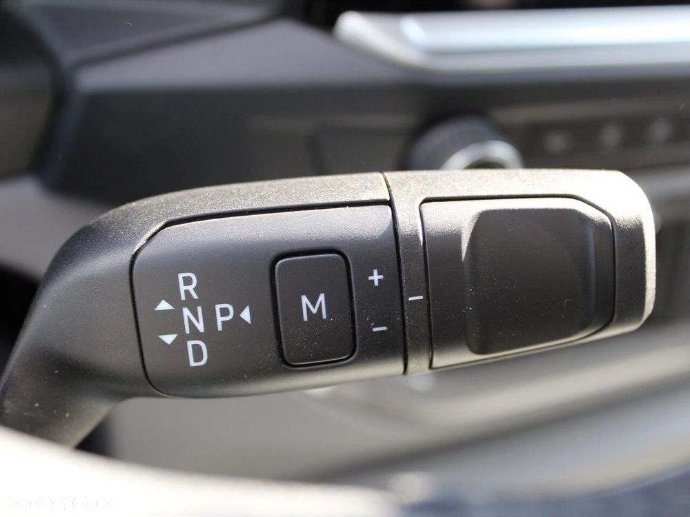 Volkswagen Caravelle 2.0 TDI L1 Style - 17