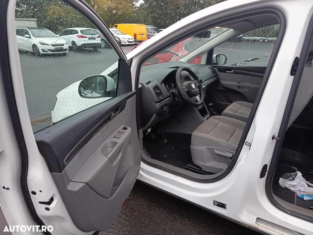 Dezmembrez Seat Alhambra , an 2013 , 2.0D , tip motor CFF , cutie  manuala - 4