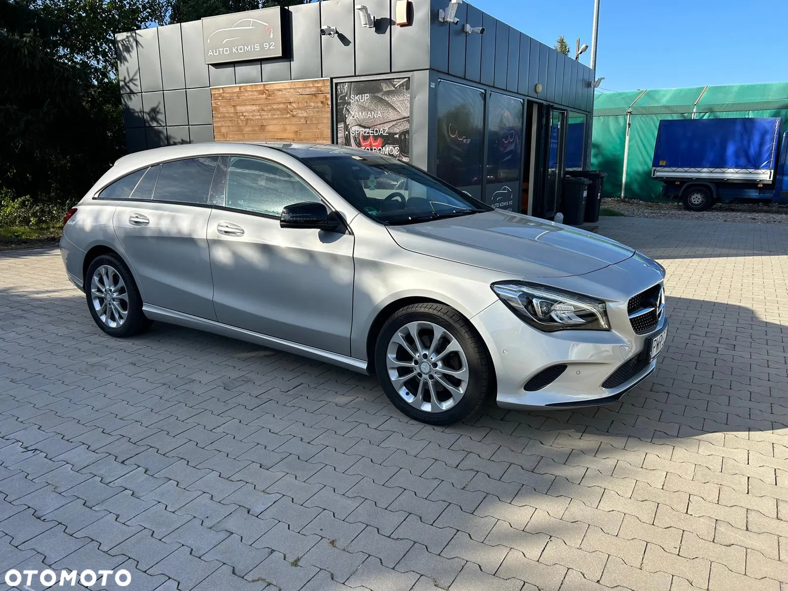 Mercedes-Benz CLA Shooting Brake 180 SCORE - 2