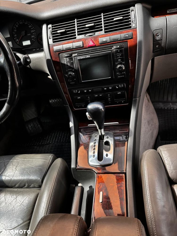Audi A8 2.8 Tiptronic - 9