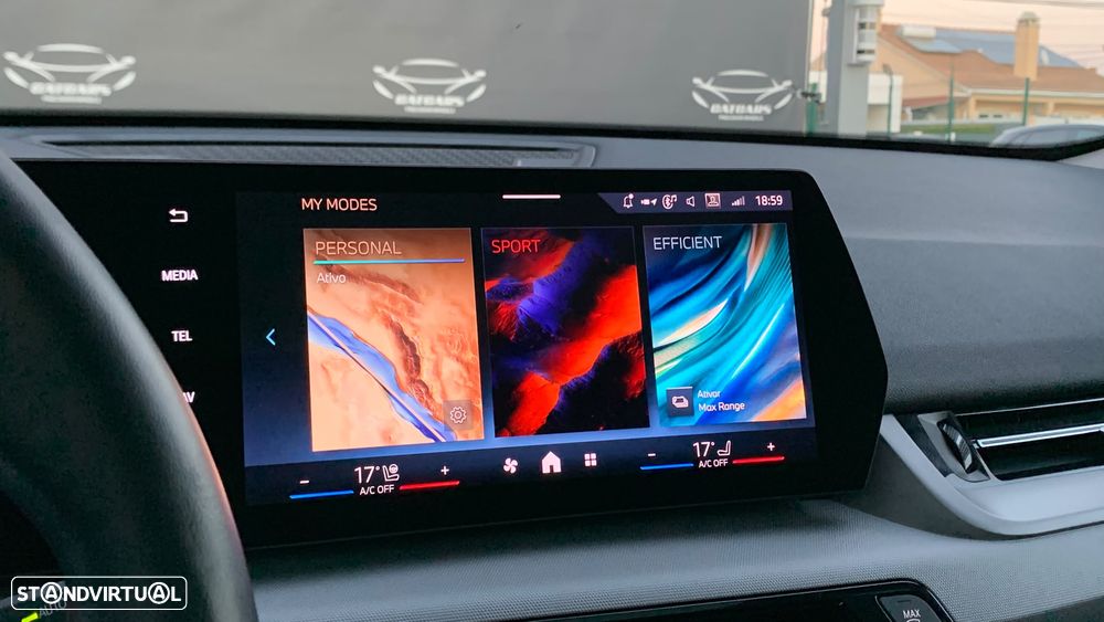 BMW iX2 eDrive20 - 28