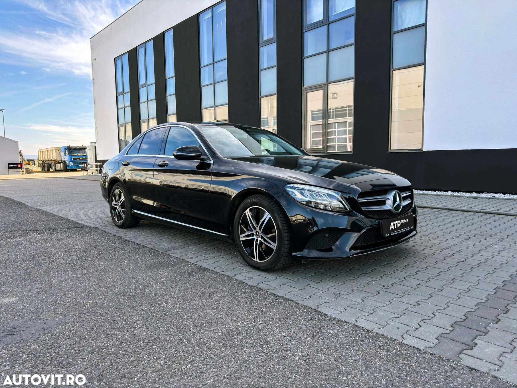 Mercedes-Benz C - 3