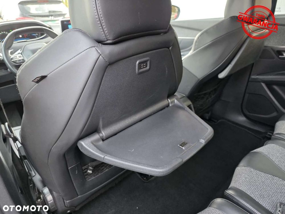 Peugeot 5008 - 21