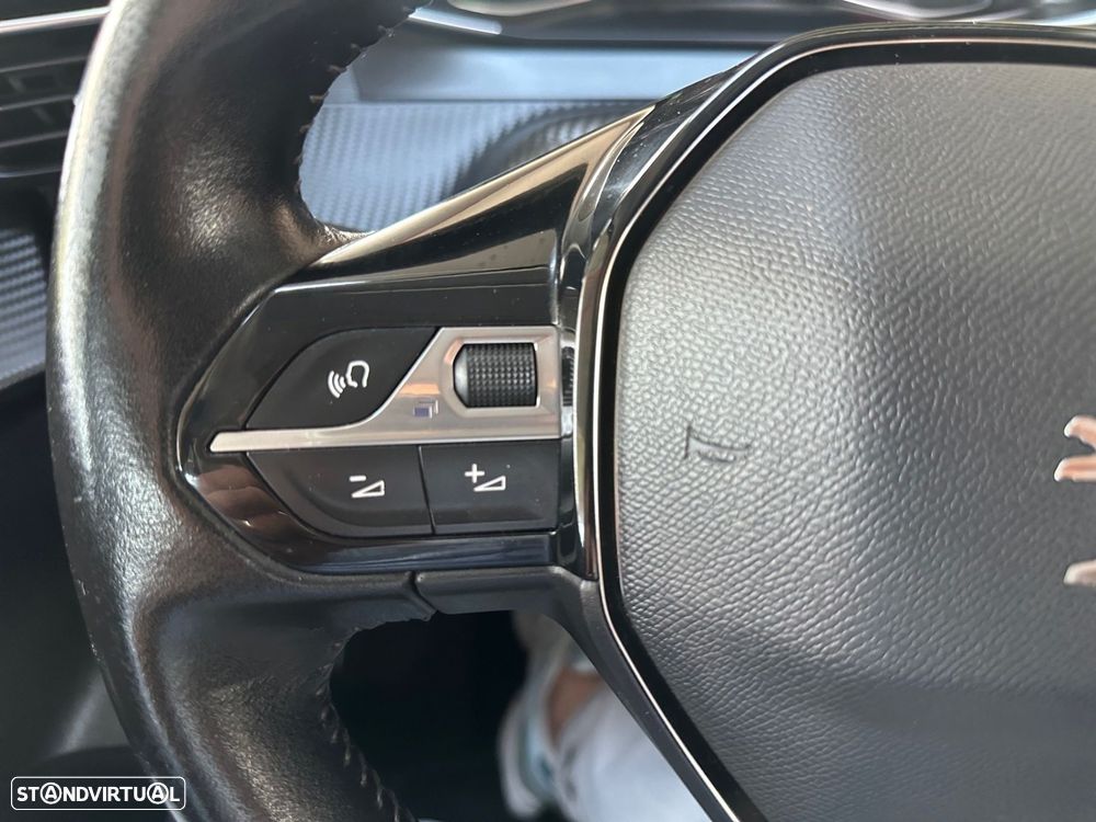 Peugeot 208 1.2 PureTech Active Pack - 15