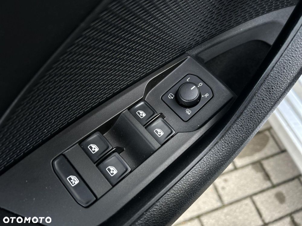 Skoda Octavia 1.5 TSI ACT Style - 12