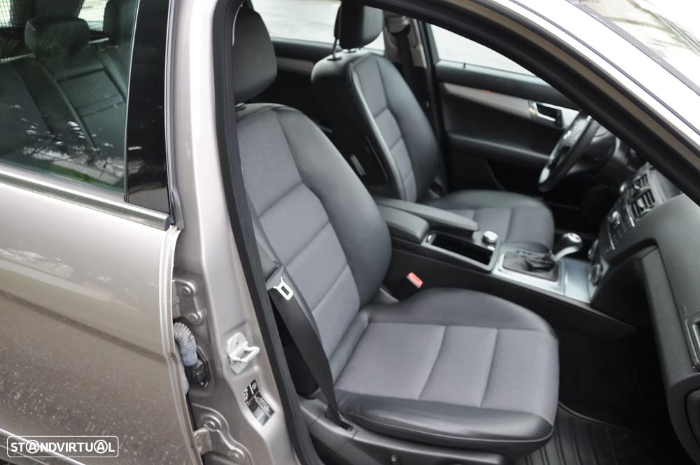 Mercedes-Benz C 220 Station CDI DPF Auto Avantgarde - 38