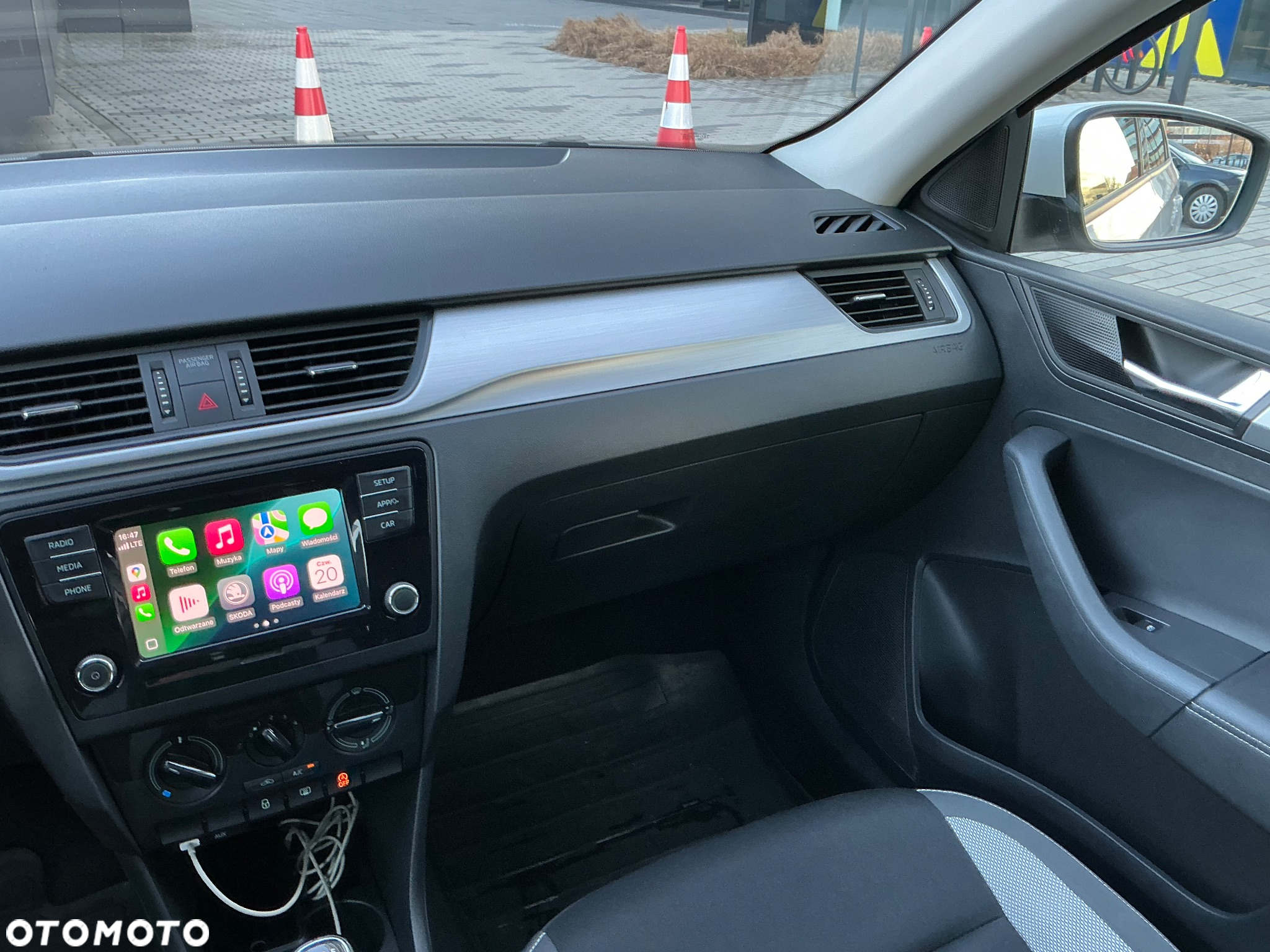 Skoda RAPID 1.0 TSI Ambition - 19