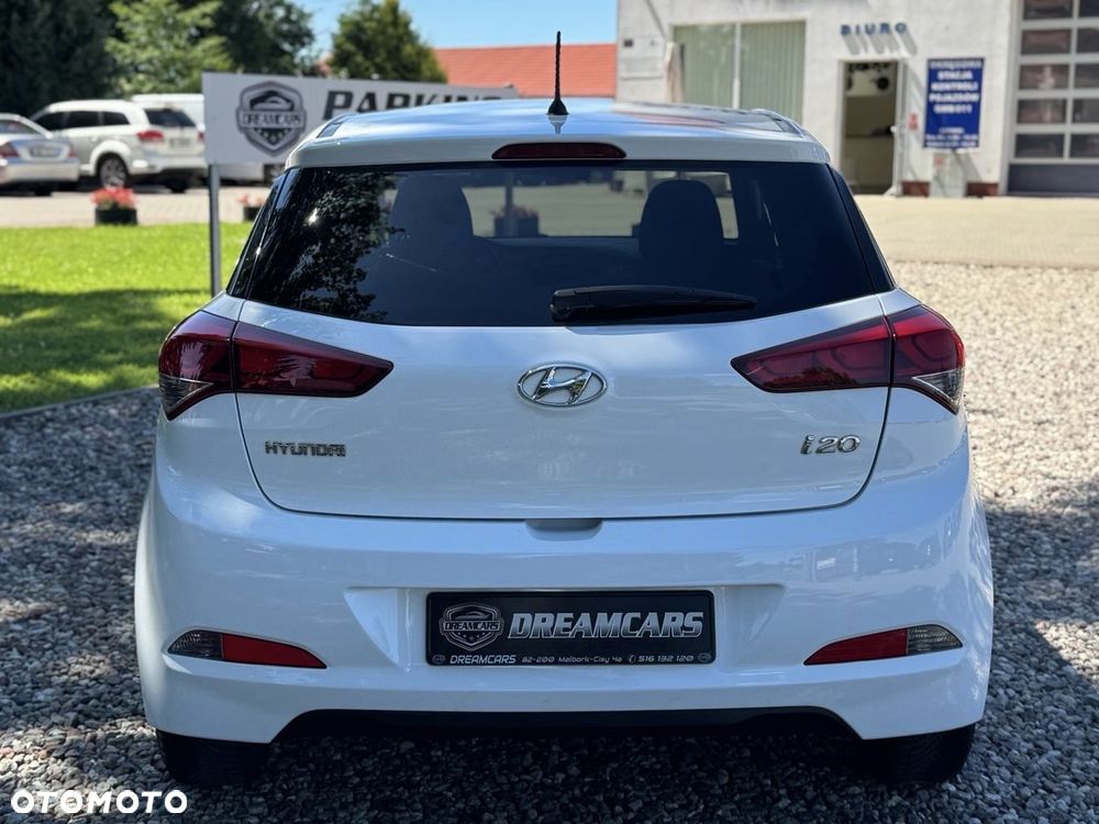 Hyundai i20 1.2 Passion - 13