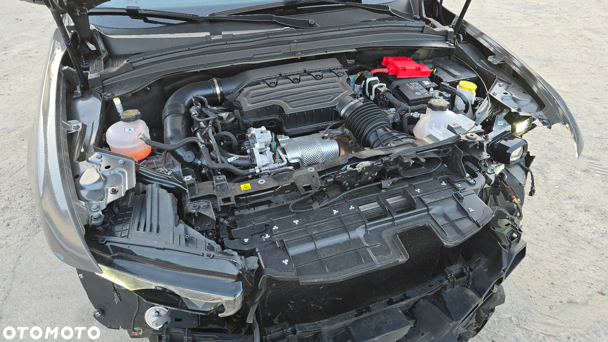 Alfa Romeo Tonale 1.5 VGT Hybrid Ti - 24