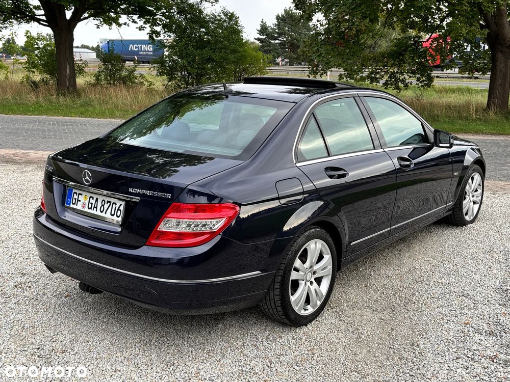 Mercedes-Benz Klasa C 180 Kompressor Avantgarde - 27