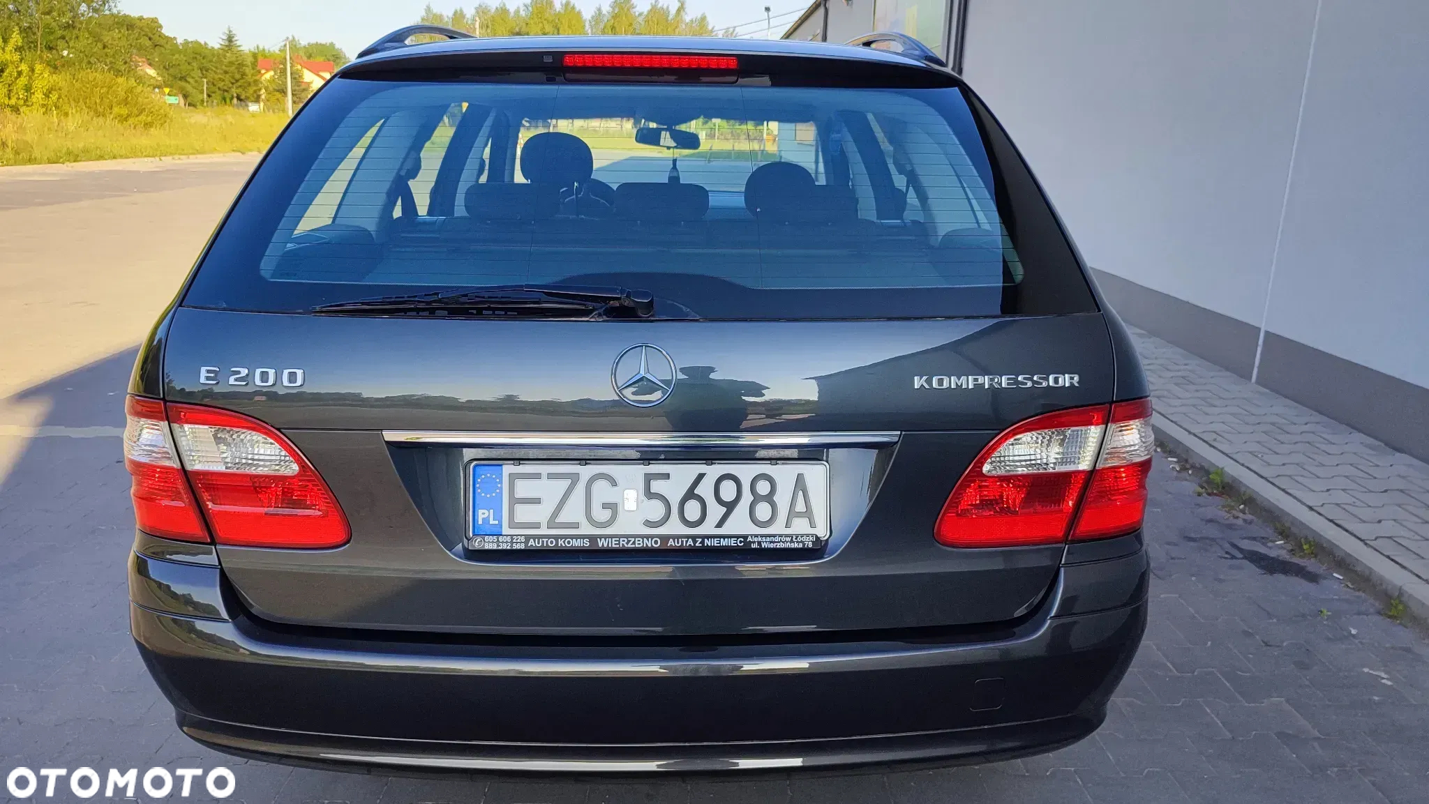 Mercedes-Benz Klasa E 200 T Kompressor Automatik Classic - 6