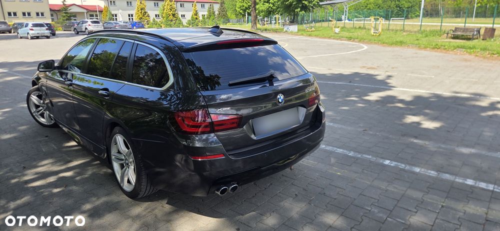 BMW Seria 5 530d xDrive - 16