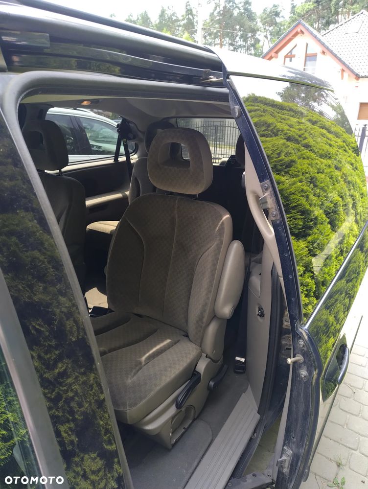 Chrysler Grand Voyager 2.8 CRD LX - 12