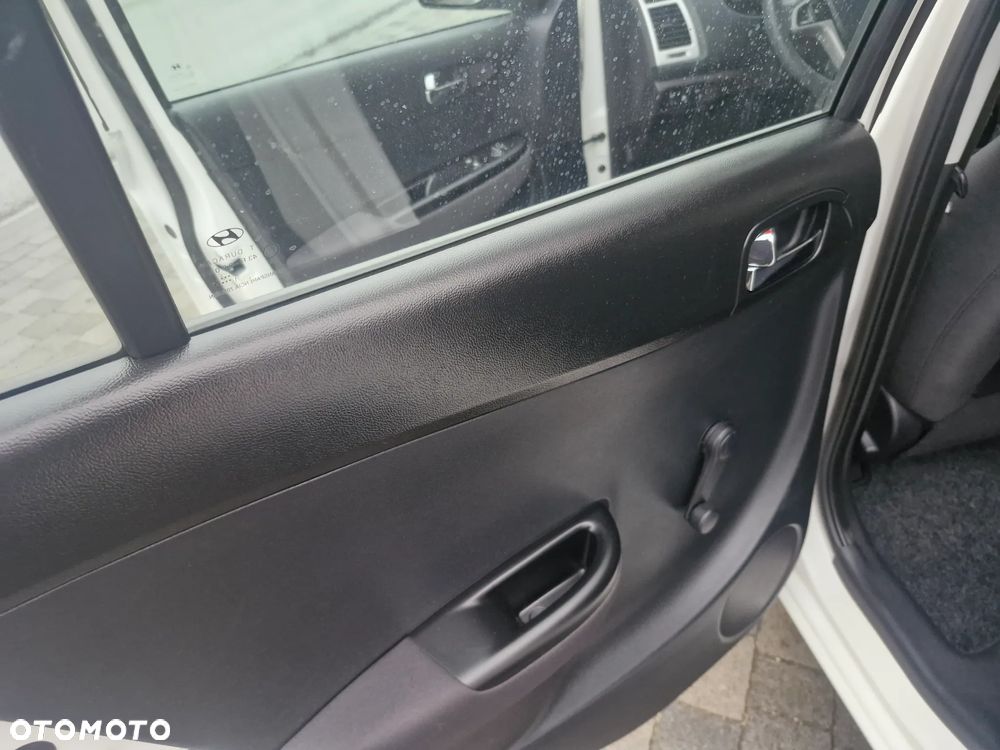 Hyundai i20 1.2 UEFA EURO 2012 Edition - 14