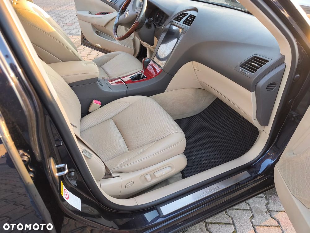 Lexus ES Standard - 7