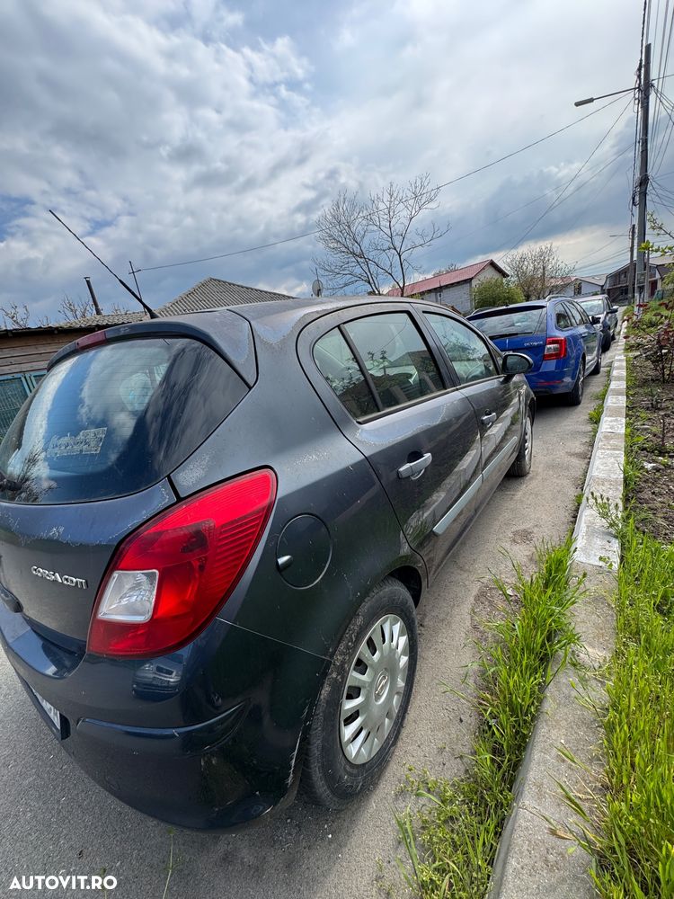 Opel Corsa Enjoy - 4