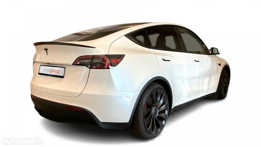 Tesla Model Y Performance Dual Motor AWD - 2