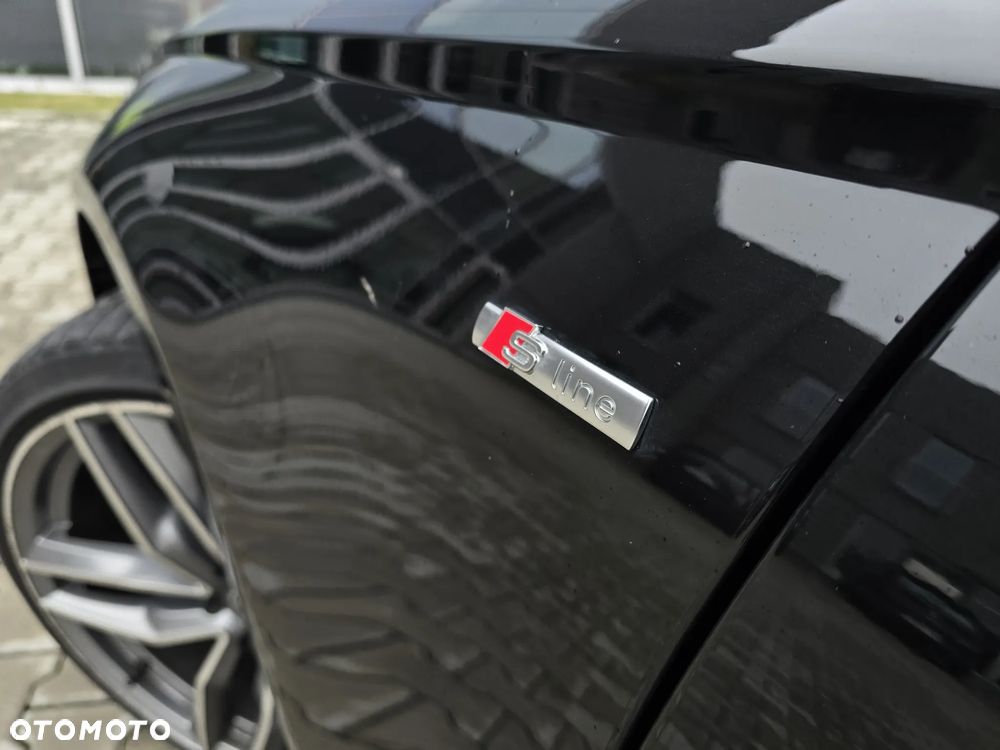 Audi A6 Avant 2.0 TDI ultra S tronic - 29