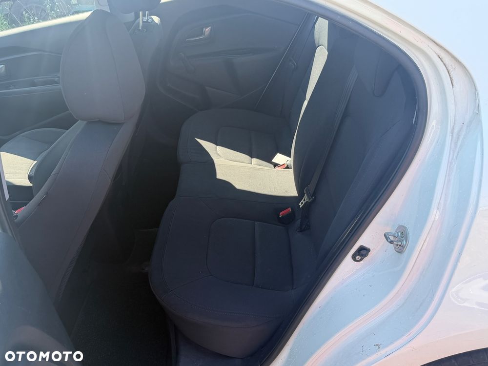Kia Rio 1.2 Start - 9