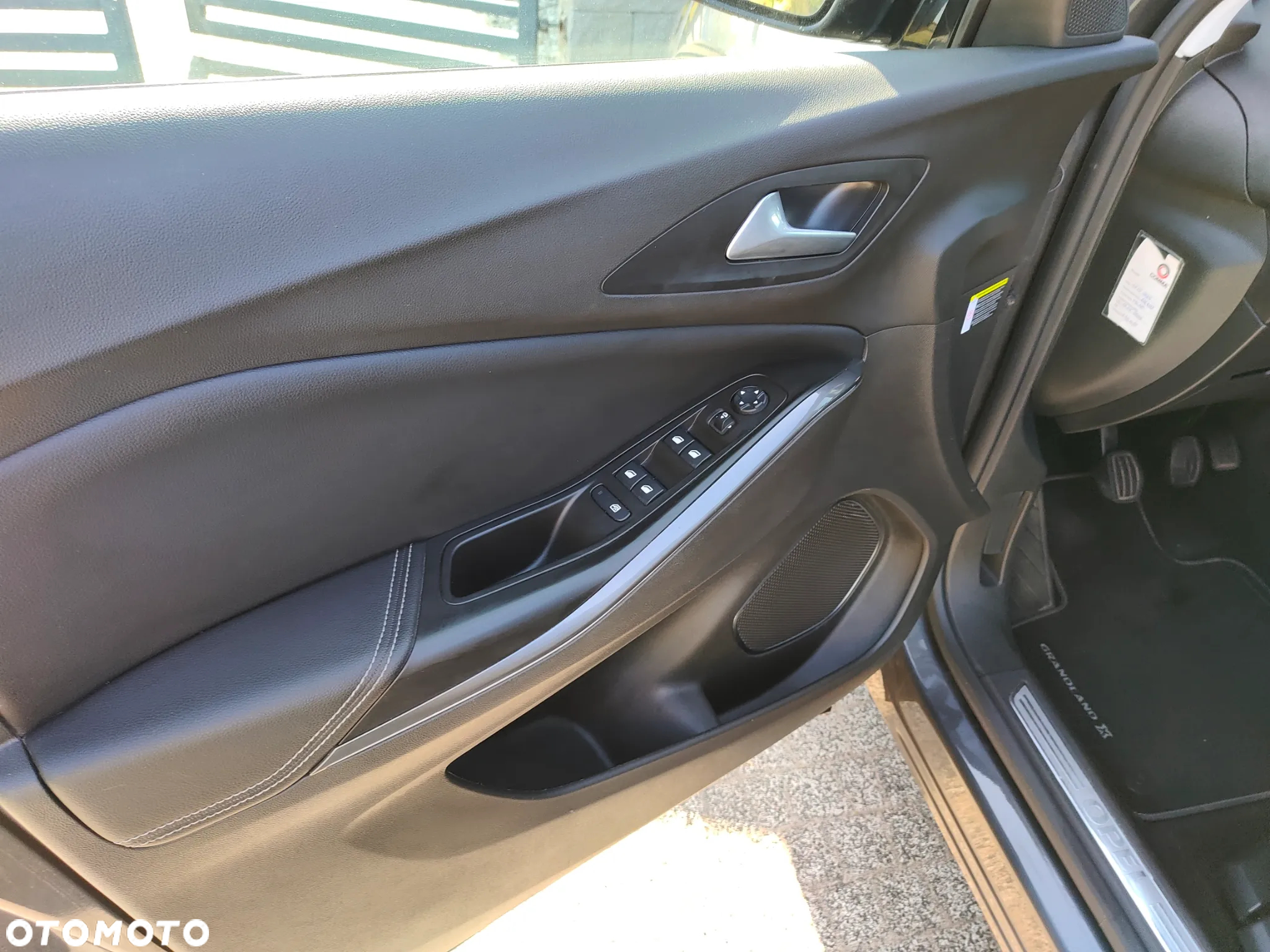 Opel Grandland X 1.2 Start/Stop Business Edition - 16