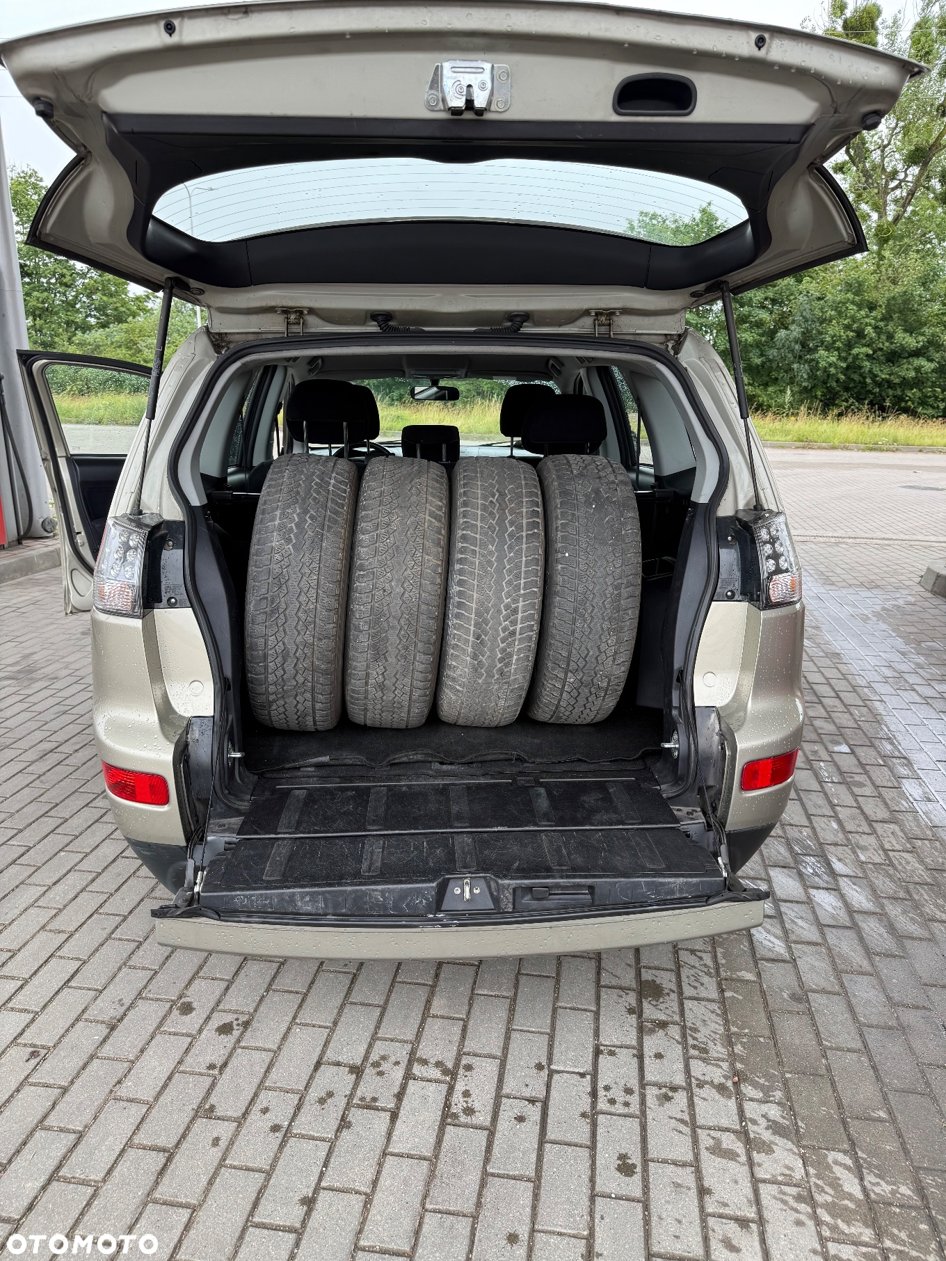 Mitsubishi Outlander 2.0 DI-D 4WD Intense - 10