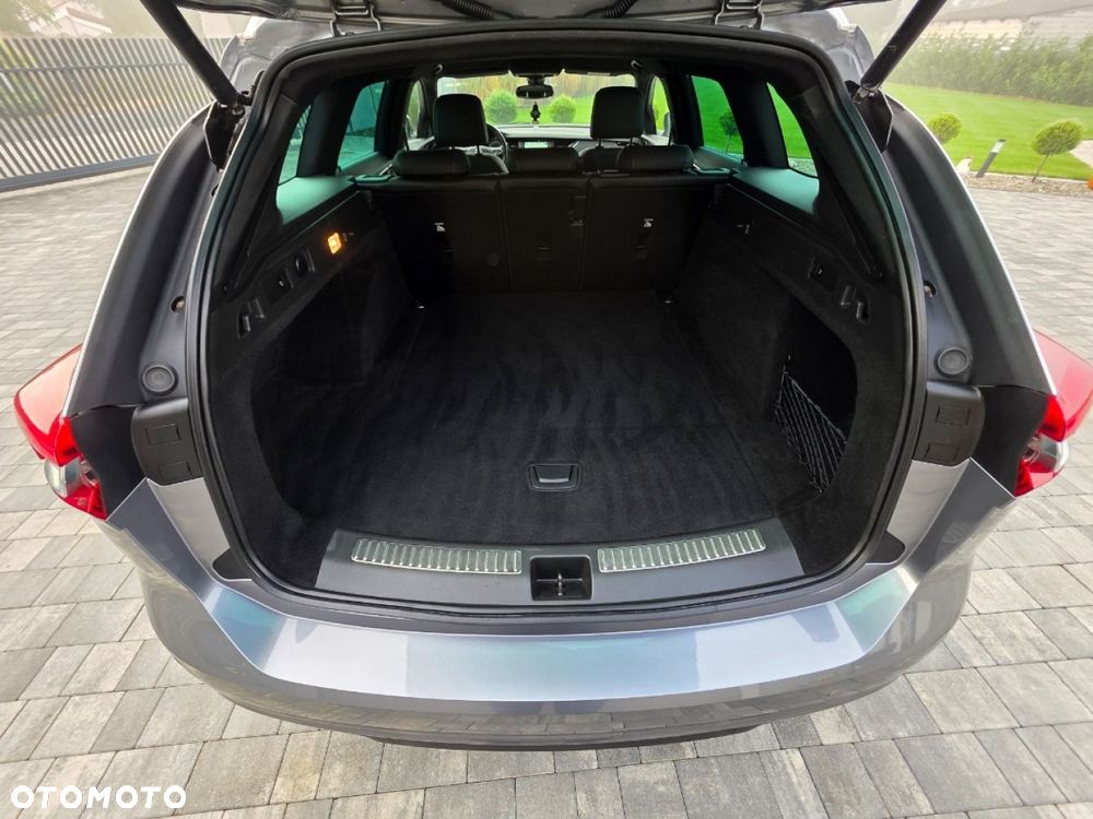 Opel Insignia - 28