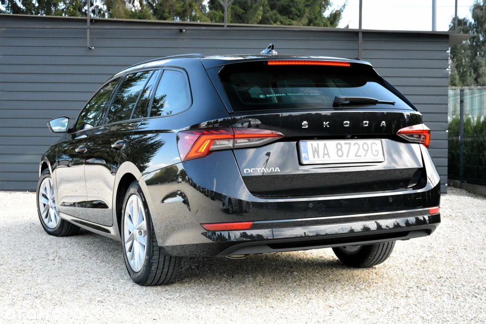 Skoda Octavia 2.0 TDI Ambition DSG - 5