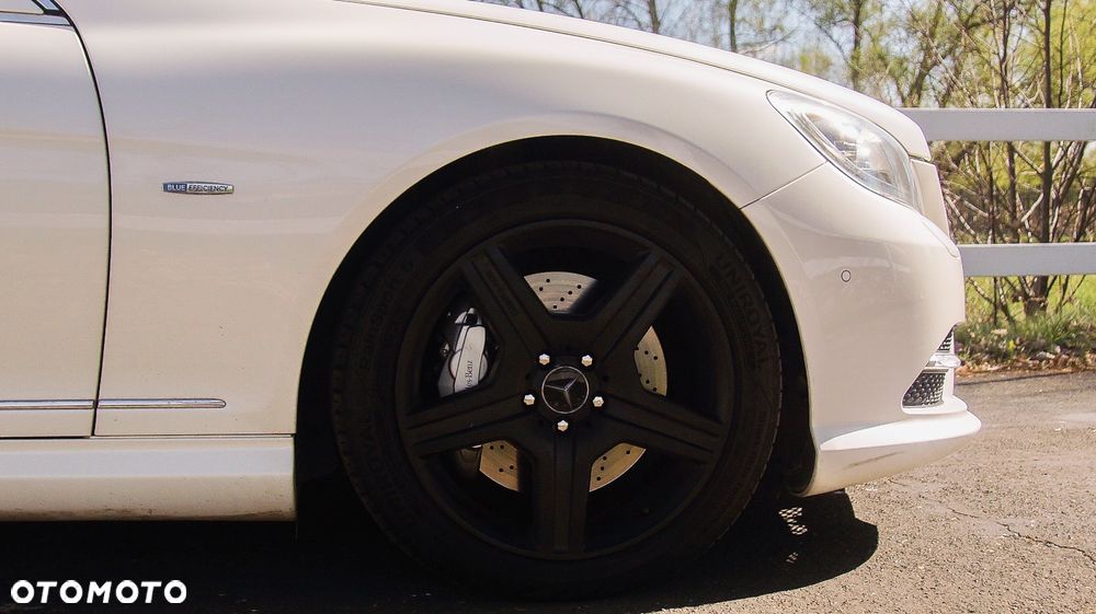 Mercedes-Benz CL 500 4-Matic BlueEff - 19