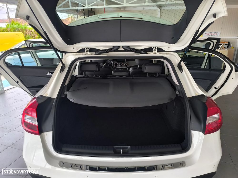 Mercedes-Benz GLA 200 CDi Style - 16