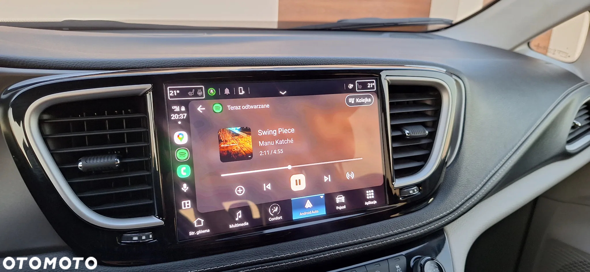 Chrysler Pacifica - 28