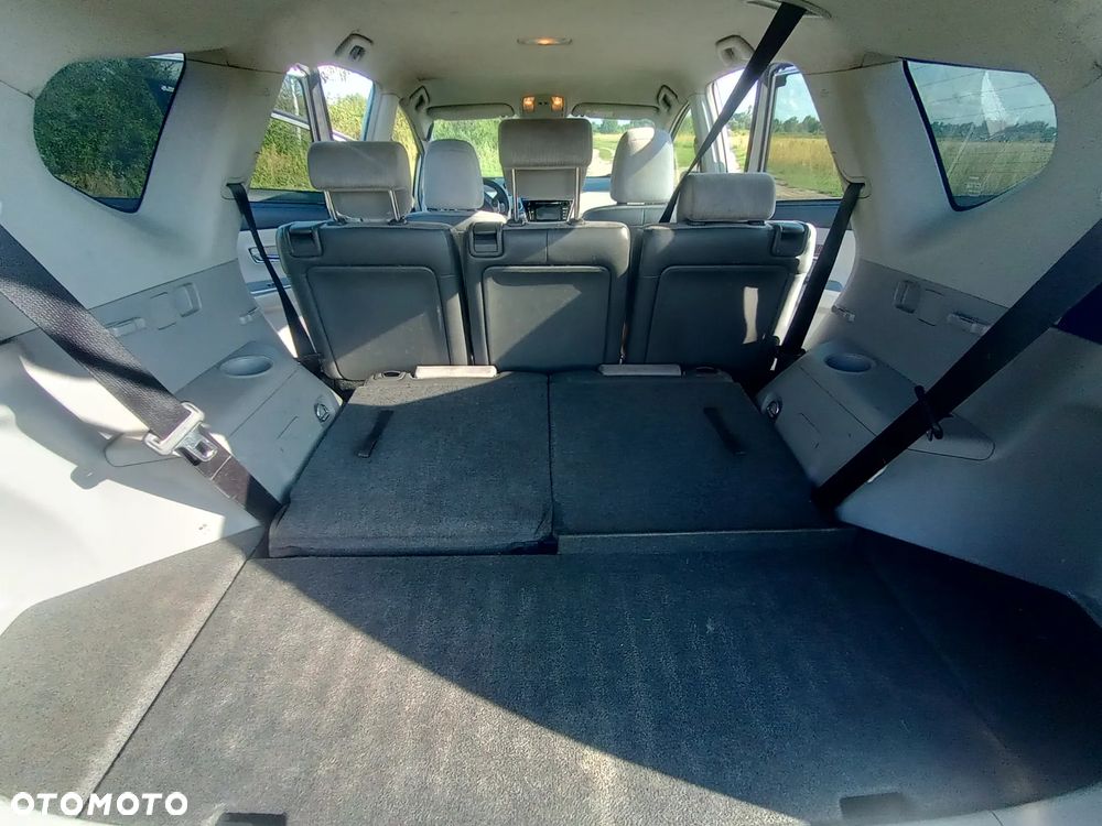Toyota Prius+ - 11